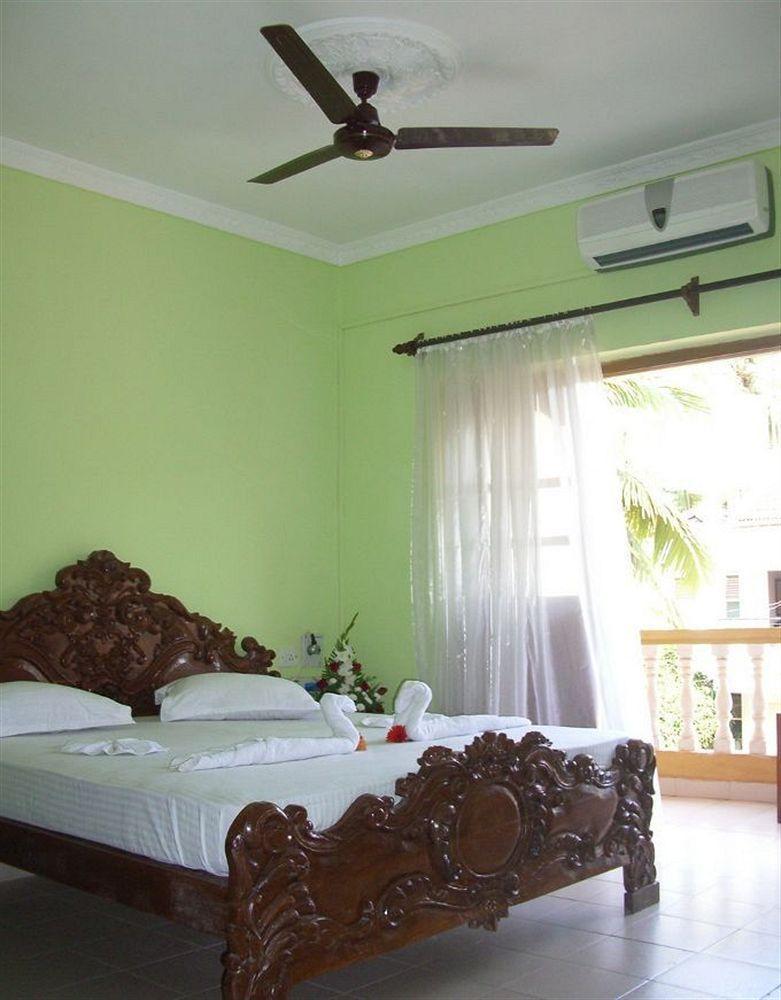 Villa Theresa Beach Resort Calangute Exterior photo